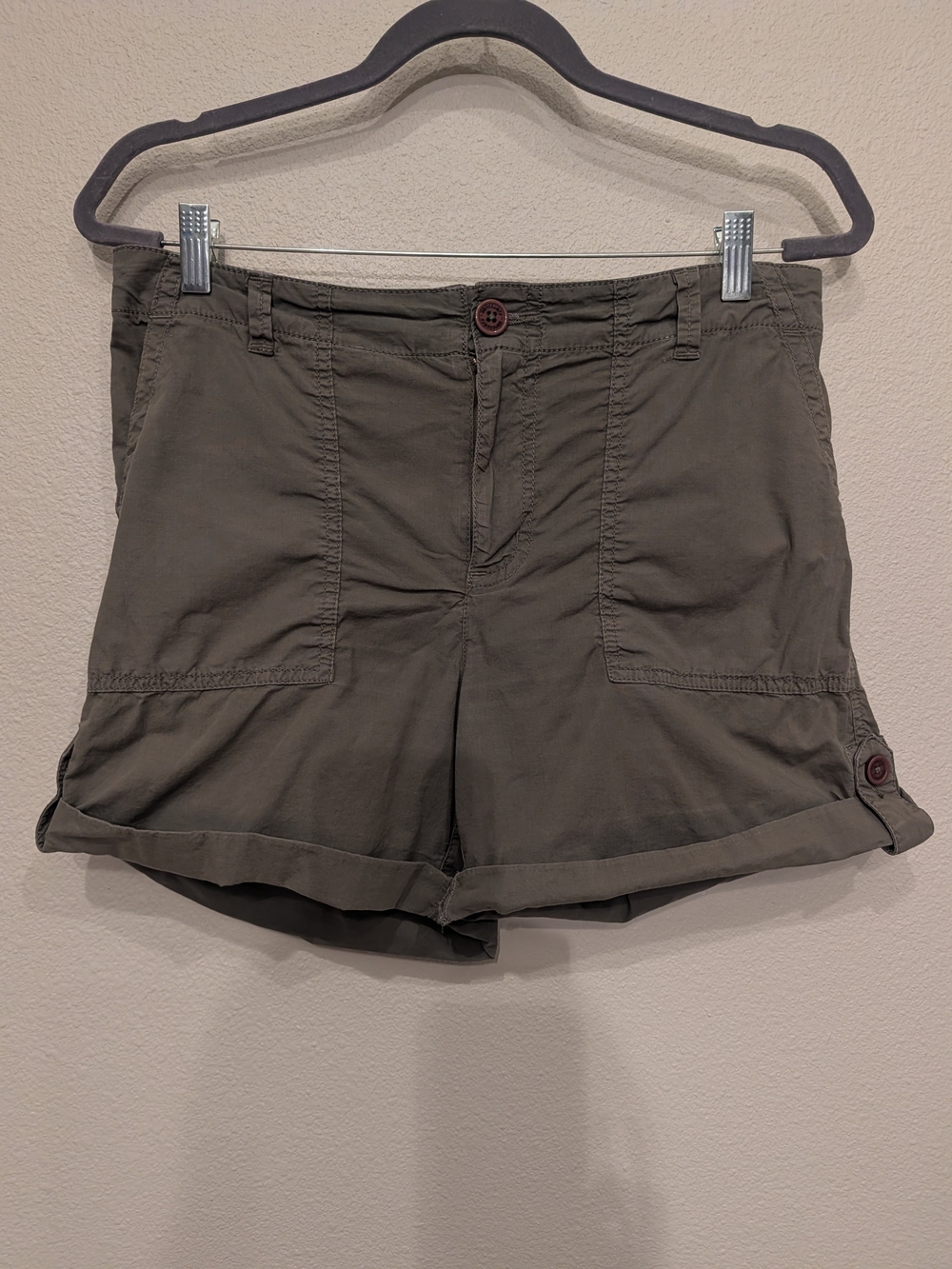 Sanctuary Standard Surplus Utility Cargo Shorts Olive Green Roll Cuff - Size 29